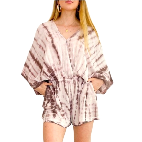 Mustard Seed Pants - Ecru Mix Tie Dye Romper Sz M Dolman Sleeves Boho Coastal Cowgirl Festival Vacay